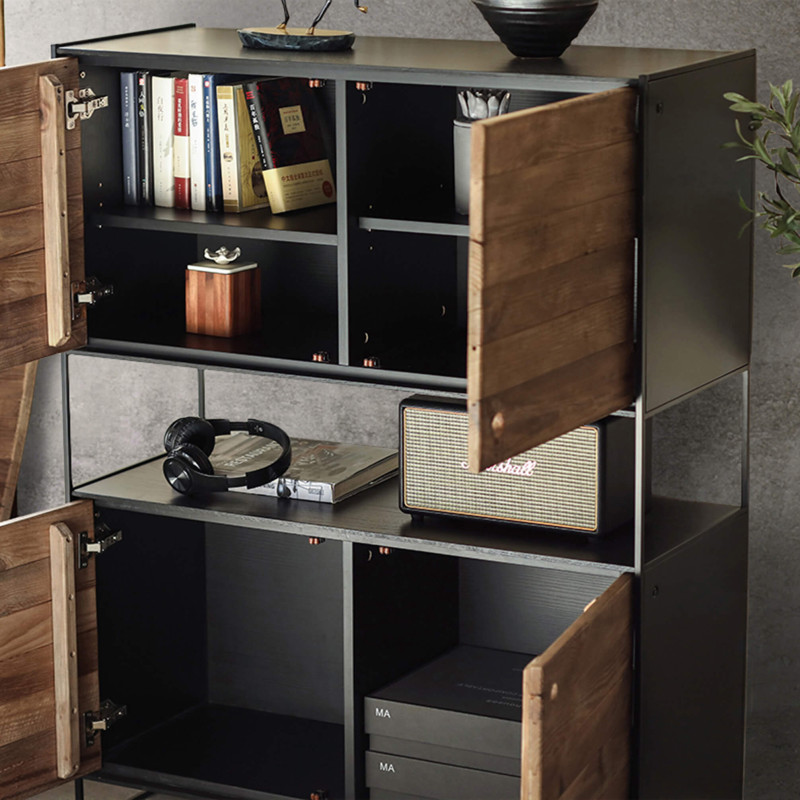 PINUS BLACK - credenza in legno massiccio