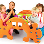 GHOST - tavolo / dondolo da giardino per bambini